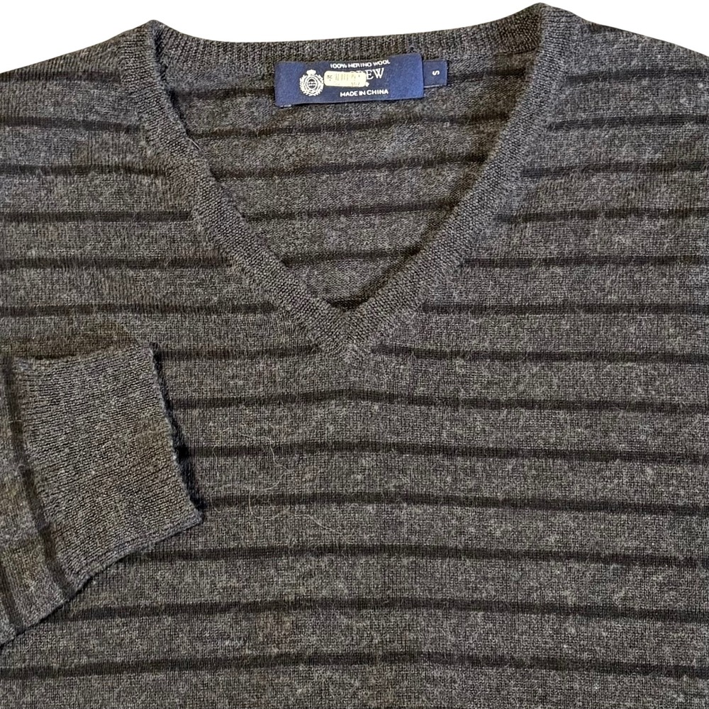 J. Crew Sweater Mens S Gray Striped 100% Merino Wool V-Neck 31474 Y2K